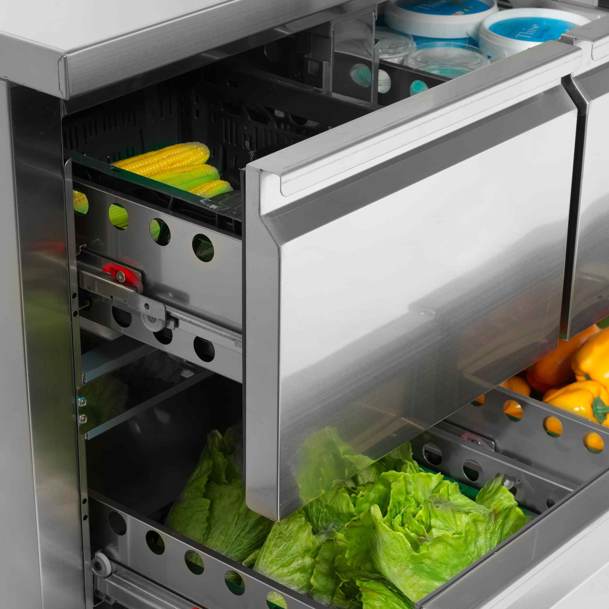 Comptoir réfrigéré professionnel avec dosseret GN1/1 positif 402 litres - CK7360 - Tefcold en cuisine professionnelle