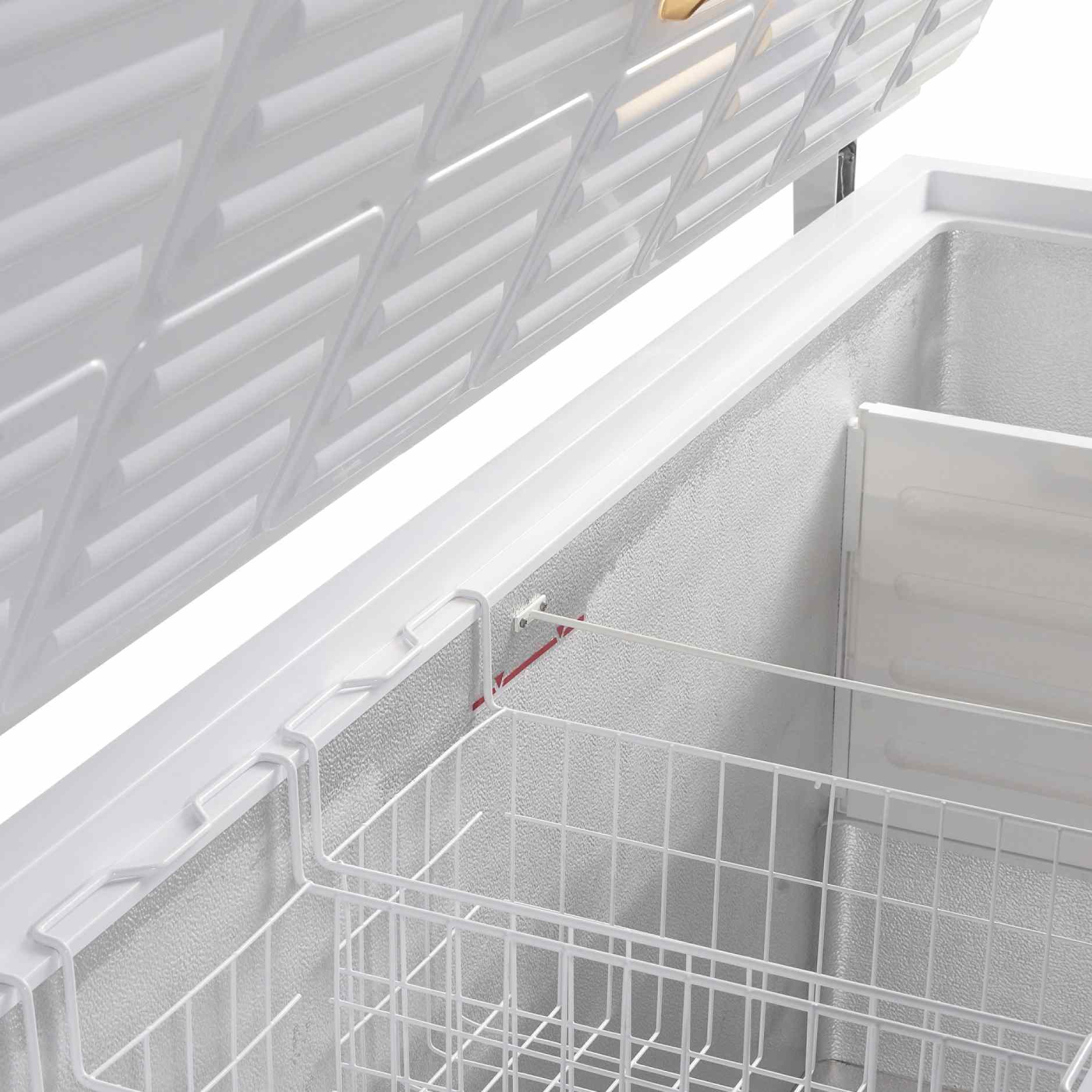 Congélateur coffre professionnel avec couvercle basculant 534 litres - FR605 SL - Tefcold en cuisine professionnelle