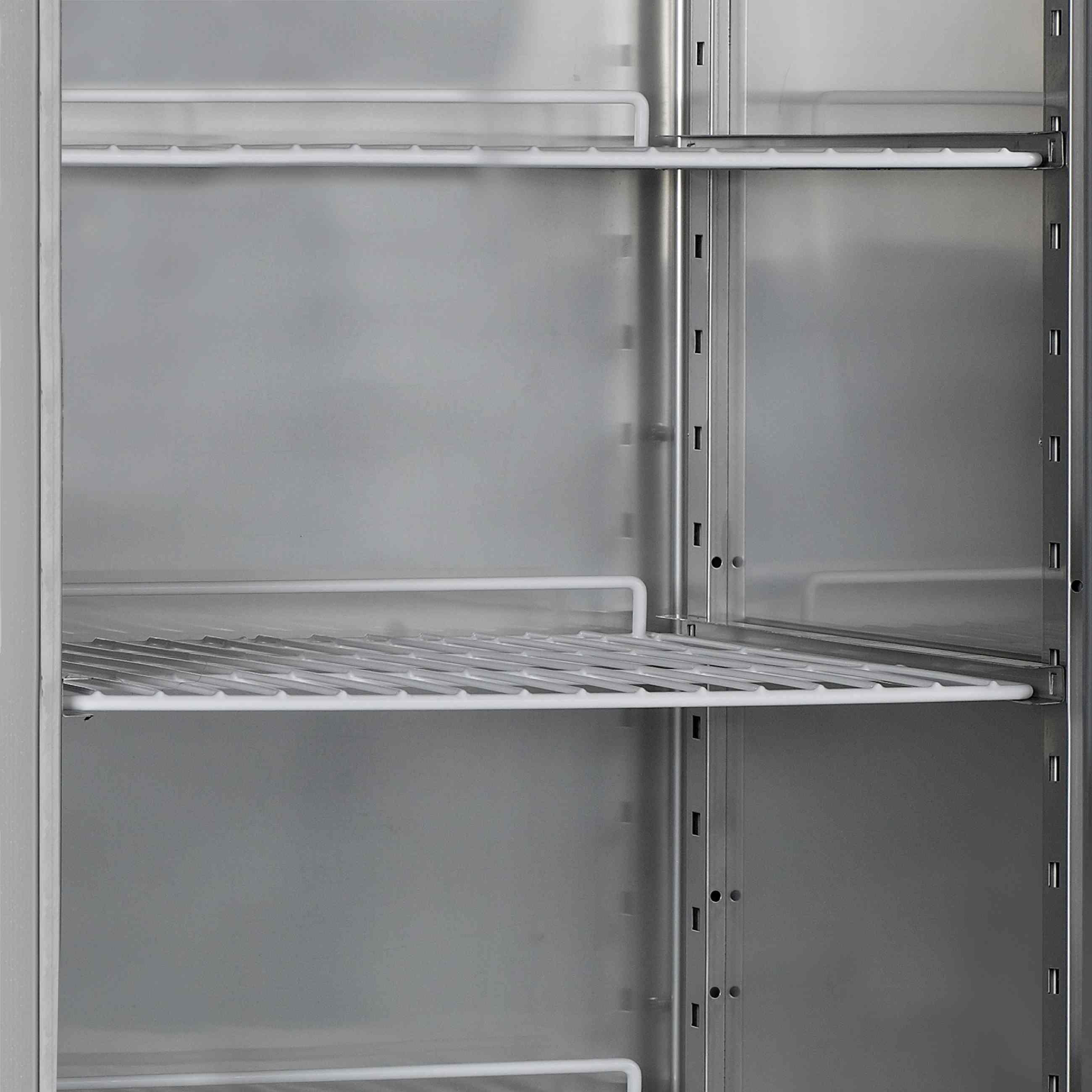 Armoire réfrigérée positive professionnelle 1 porte pleine 429 l volume net refroidissement ventilée - RK505 - Tefcold en cuisine professionnelle