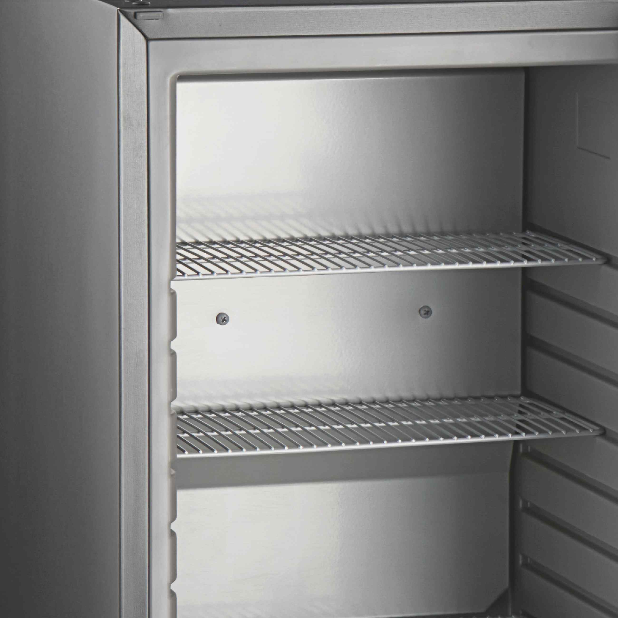 Minibar professionnel noir 1 porte pleine positive 41 litres - TM55 - Tefcold en cuisine professionnelle